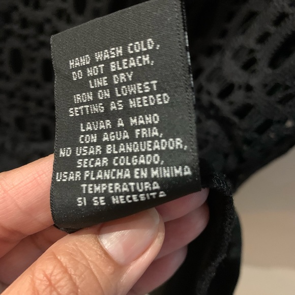 Black dress Size 8 - Picture 6 of 6